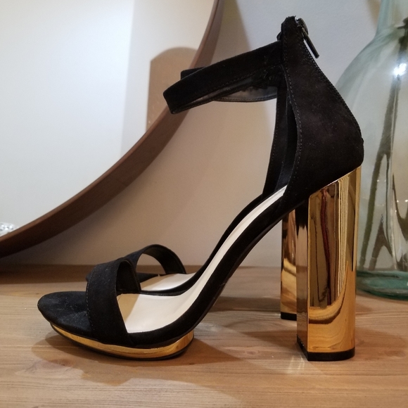 Charlotte Russe Shoes - ❣Charlotte Russe Heels shoes Black n Gold